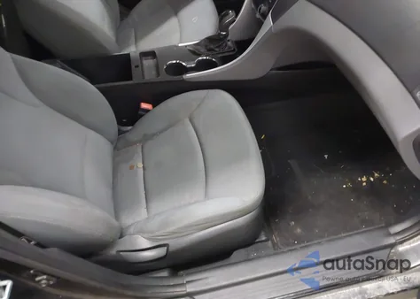 2011 Hyundai Sonata Hybrid z USA, uszkodzony, nr VIN KMHEC4A41BA003536